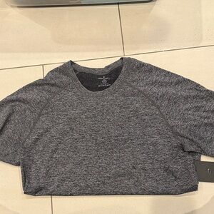 Fabletics Gray Short Sleeve Tee